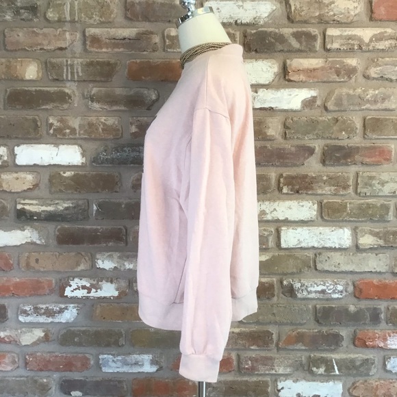 MOUNTAIN AND ISLES “Wild & Free” Heather Pink Bear Sweatshirt L - Picture 2 of 7